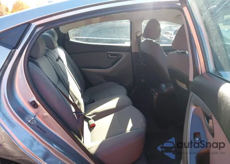 2015 Hyundai Elantra Se z USA, uszkodzony, nr VIN 5NPDH4AE2FH598843